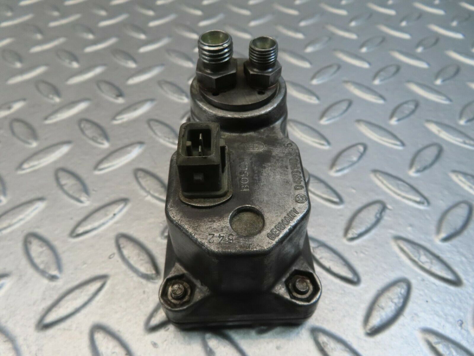 11472 Mercedes-Benz C123 230CE Coupe Warm Up Regulator 0438140065