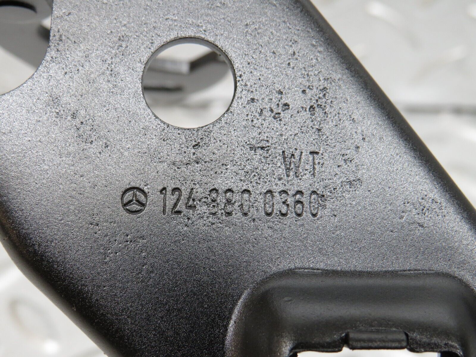 29121 Mercedes-Benz C124 320CE Coupe Bonnet Safety Latch 1248800360