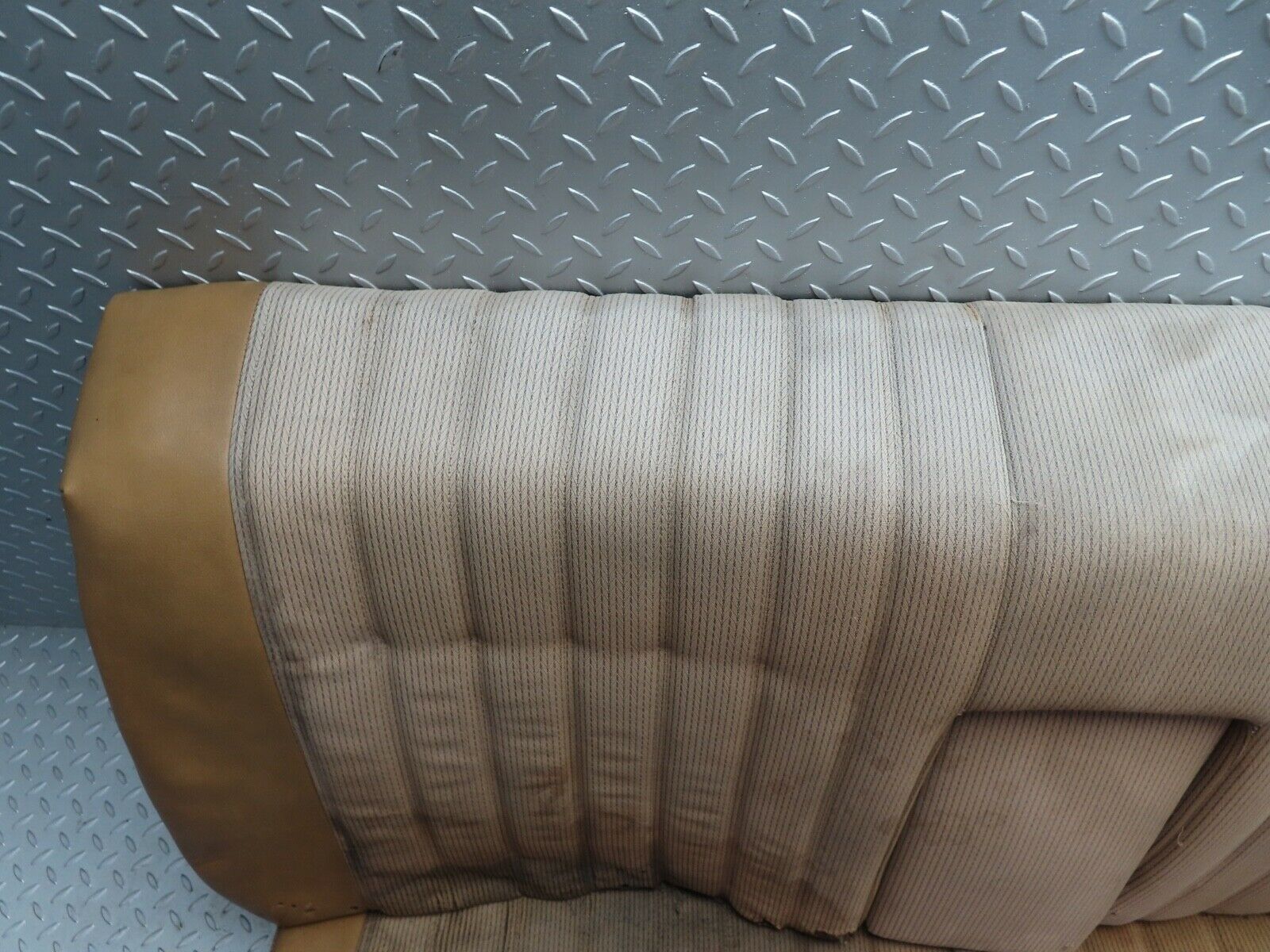 20220 Mercedes-Benz W114 280CE Coupe Rear Seat Beige 1159240616