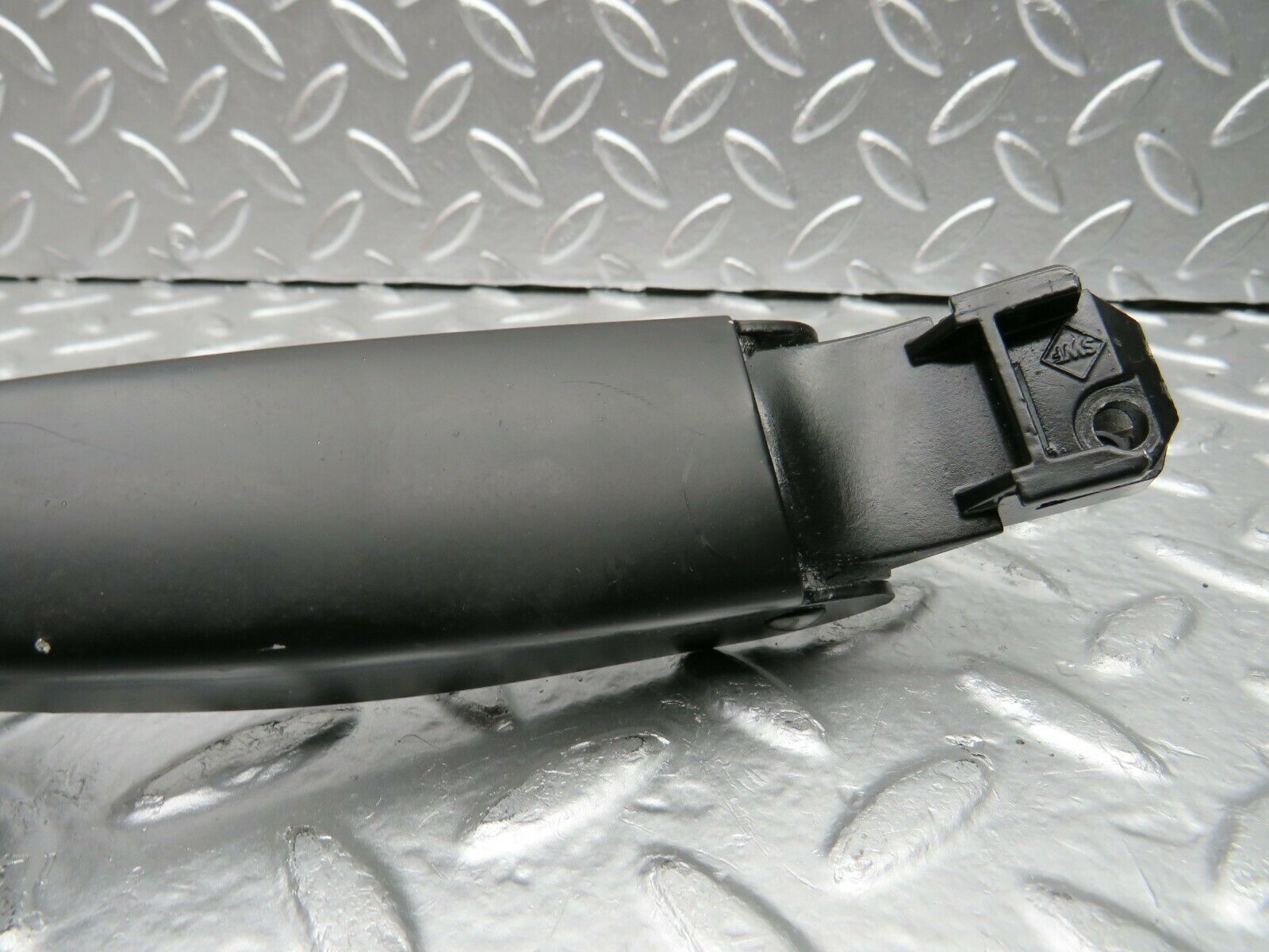 22483 Mercedes-Benz C124 E220 Coupe Wiper Arm