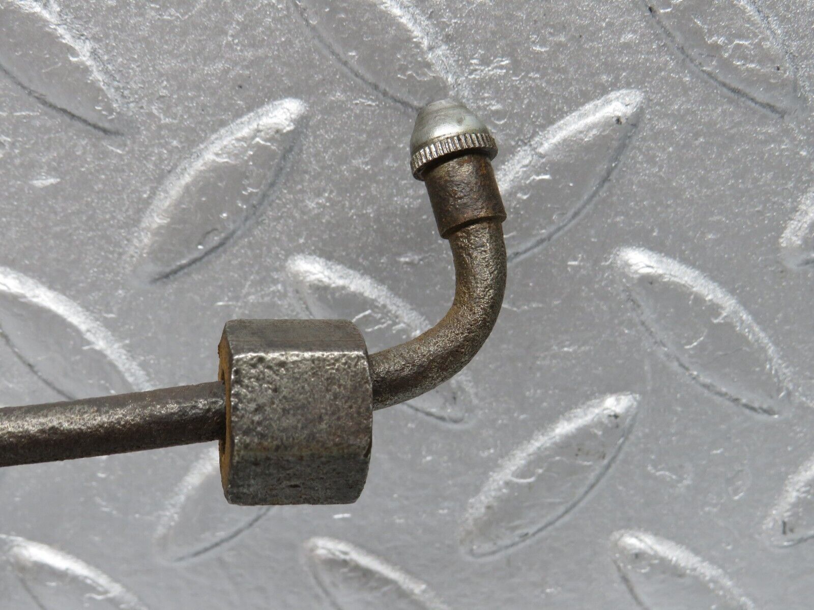 40482 Mercedes-Benz W110 230 Oil Line Pipe