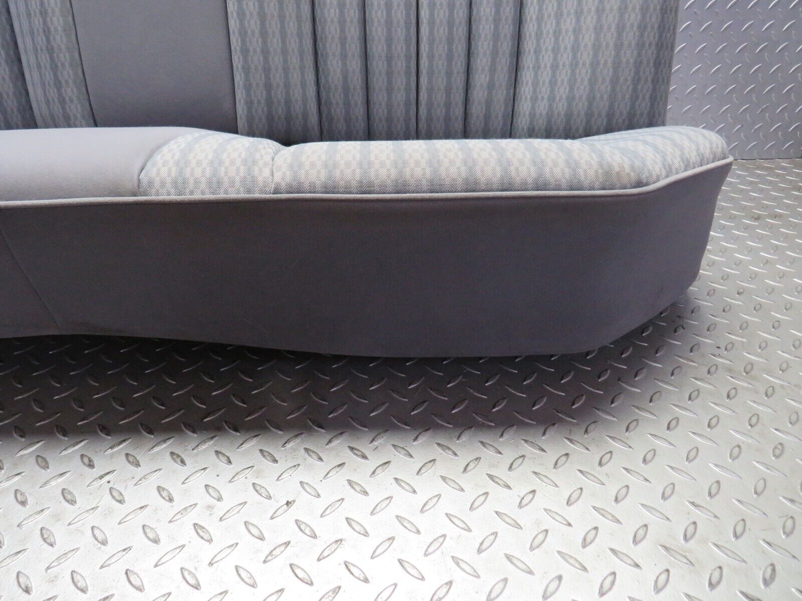 30325 Mercedes-Benz W124 230E Rear Seat 1249202216