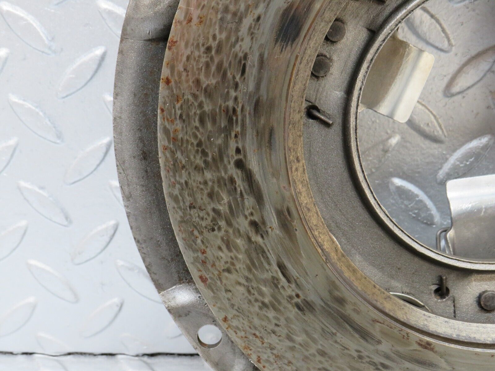 35920 Mercedes-Benz 240D OM616.912 Clutch Pressure Plate YK228KX