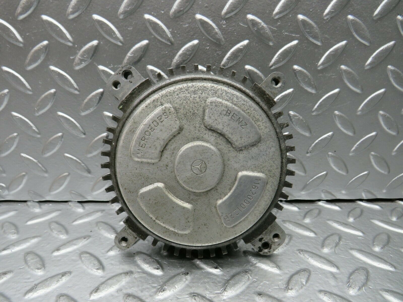 22699 Mercedes-Benz C107 450SLC Coupe Engine Cooling Fan Clutch 1162000122