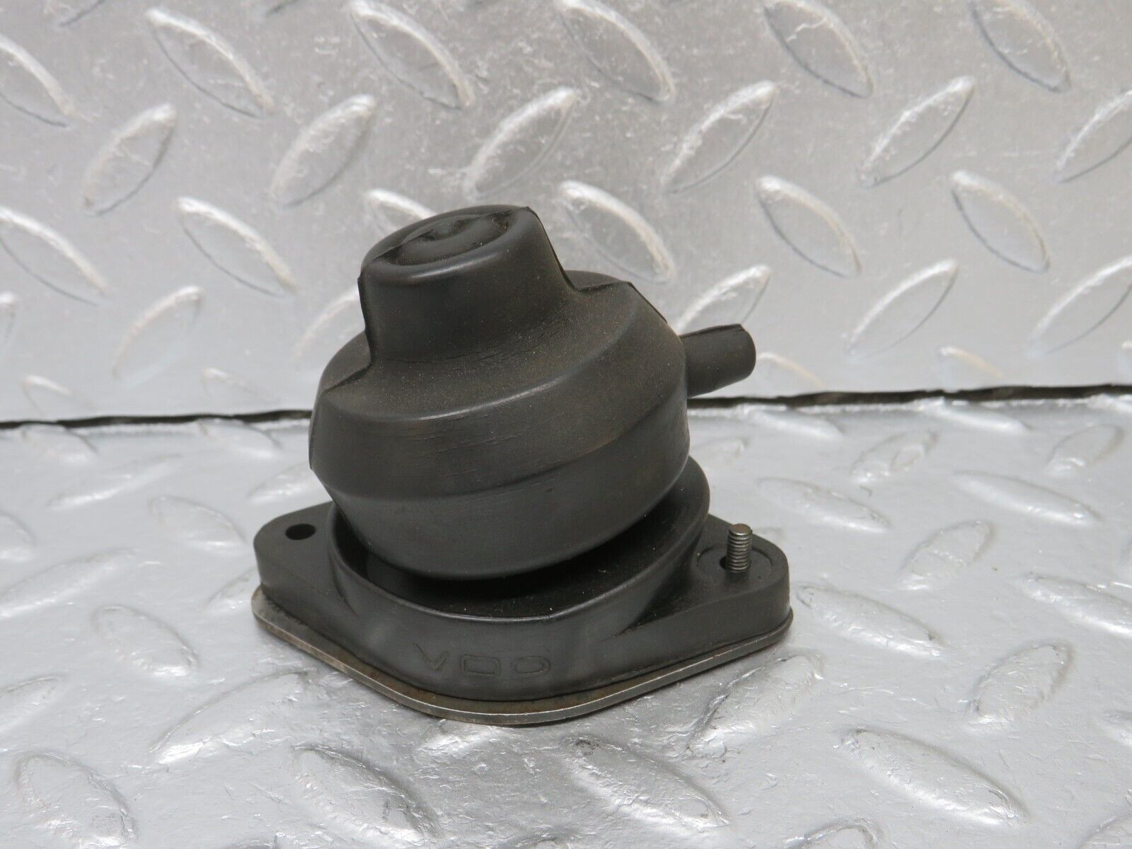 40308 Mercedes-Benz W110 230 Windscreen Washer Foot Pump