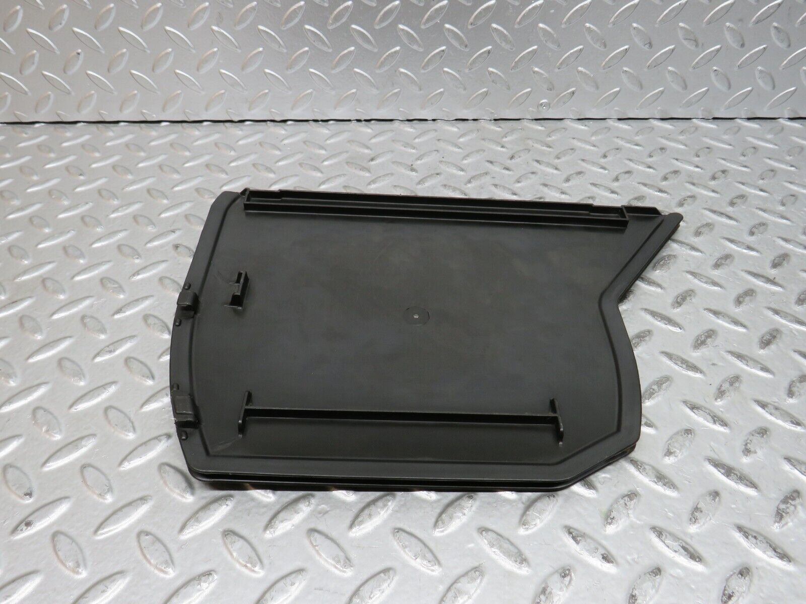 29055 Mercedes-Benz C124 320CE Rear Left Cover For Window Regulator 1246921522