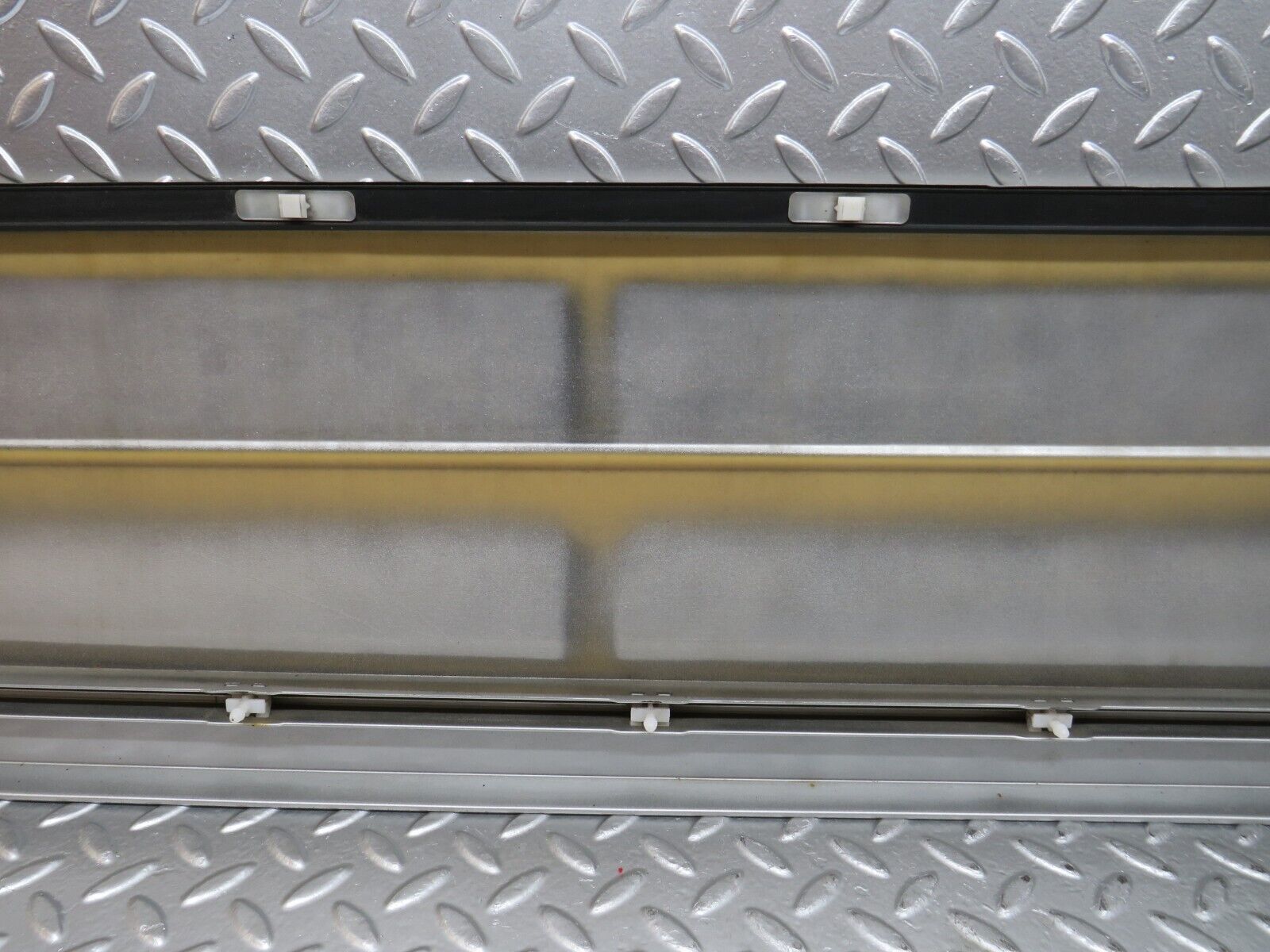 24807 Mercedes-Benz W140 S320 Front Right Door Lower Trim 1406907240