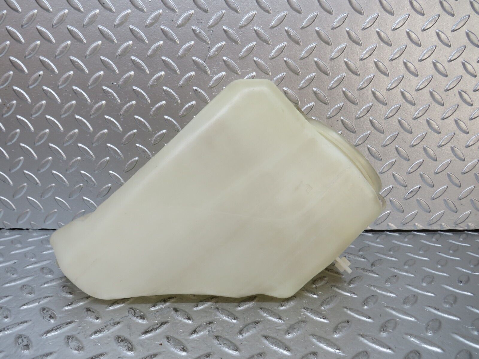 26443 Mercedes-Benz C124 220CE Windscreen Washer Fluid Reservoir 1248691020