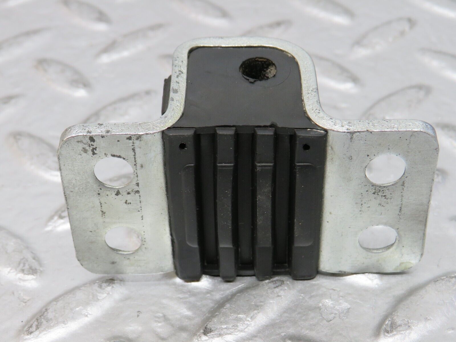 26807 Mercedes-Benz W123 240D Door Lock Latch Rear Right Side