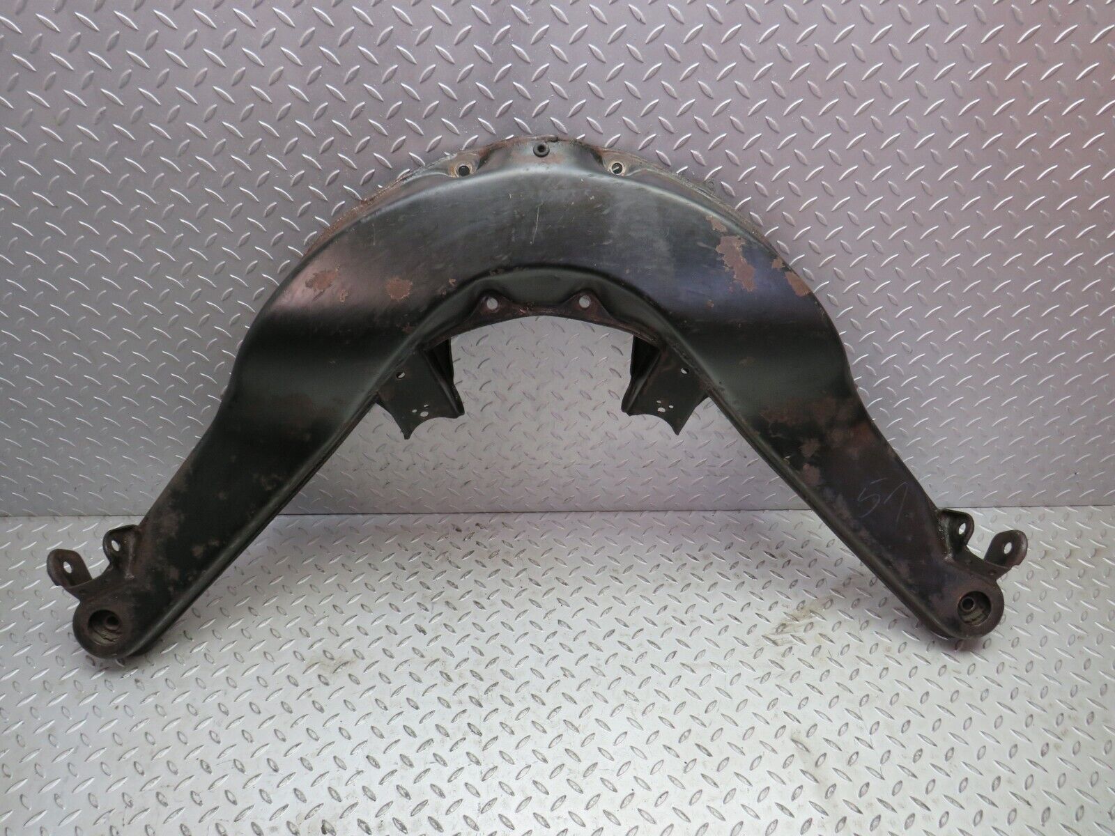 5524 Mercedes-Benz W114 280CE Coupe Rear Subframe Axle Carrier