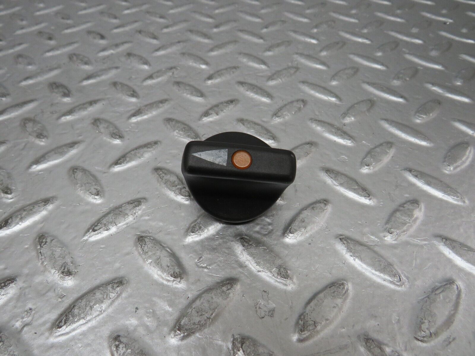 26926 Mercedes-Benz W123 240D Headlight Switch Knob