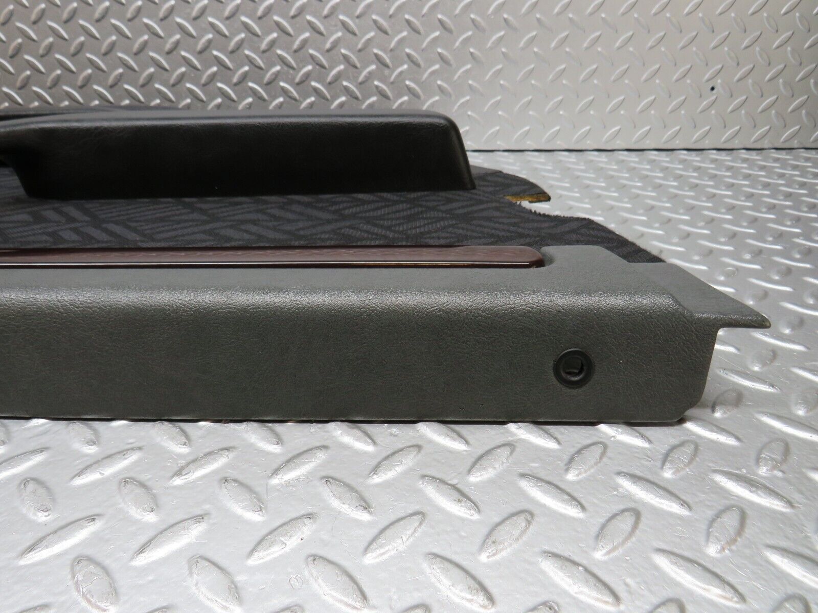 33354 Mercedes-Benz W202 C180 Front Left Door Card 2027202363