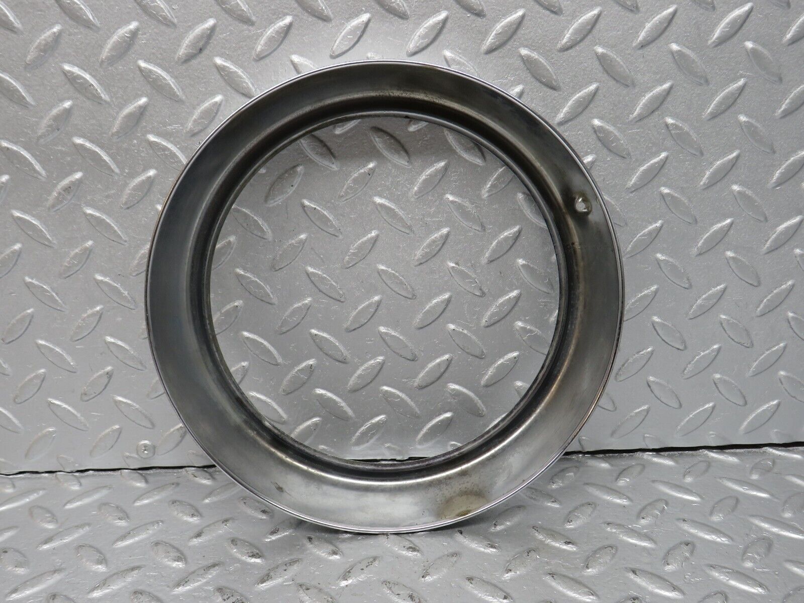 40508 Mercedes-Benz W110 230 Front Right Headlight Chrome Frame