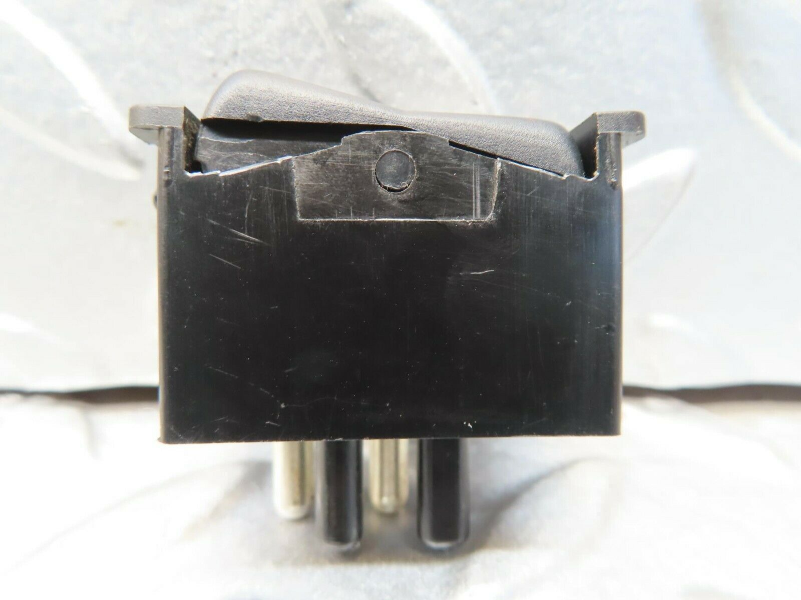 15490 Mercedes-Benz W123 230E Interior Light Switch 0008205910