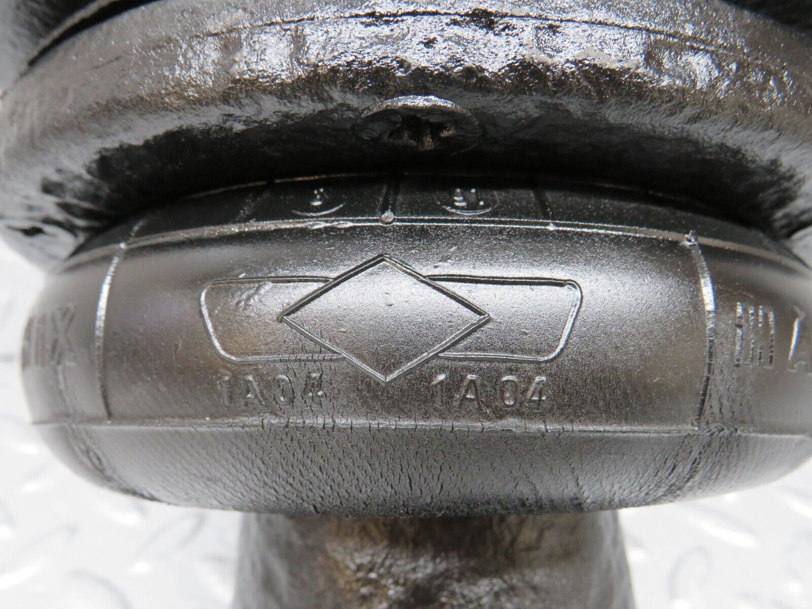 37492 Mercedes-Benz W109 300SEL Front Right Air Suspension PHOENIX 1A04