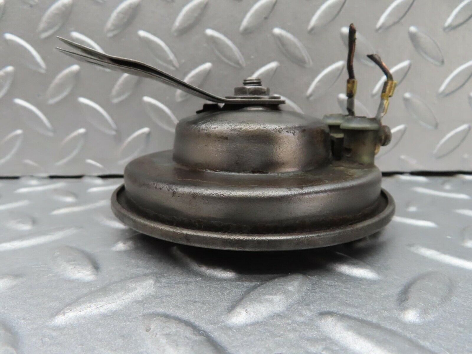 14192 Mercedes-Benz W116 350SE Horn Bosch CH5030107