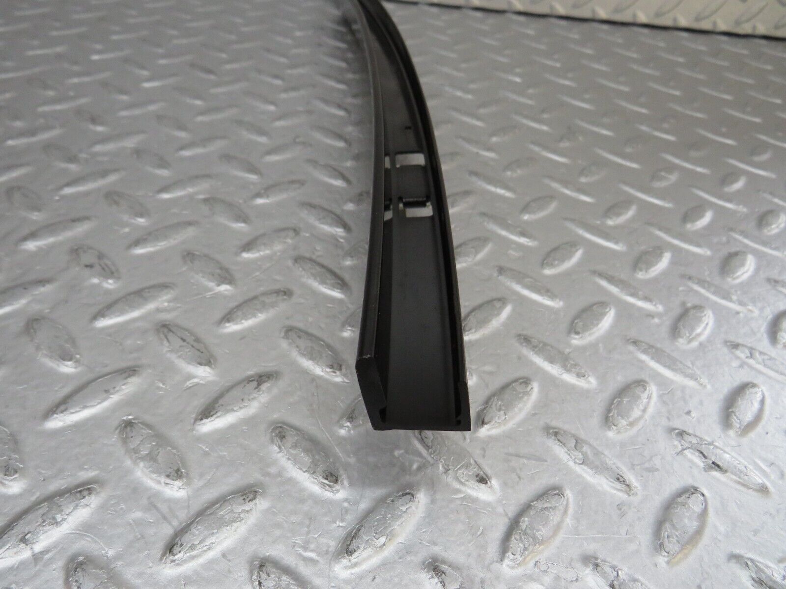 35257 Mercedes-Benz W221 Rear Left Door Window Channel 2217300119