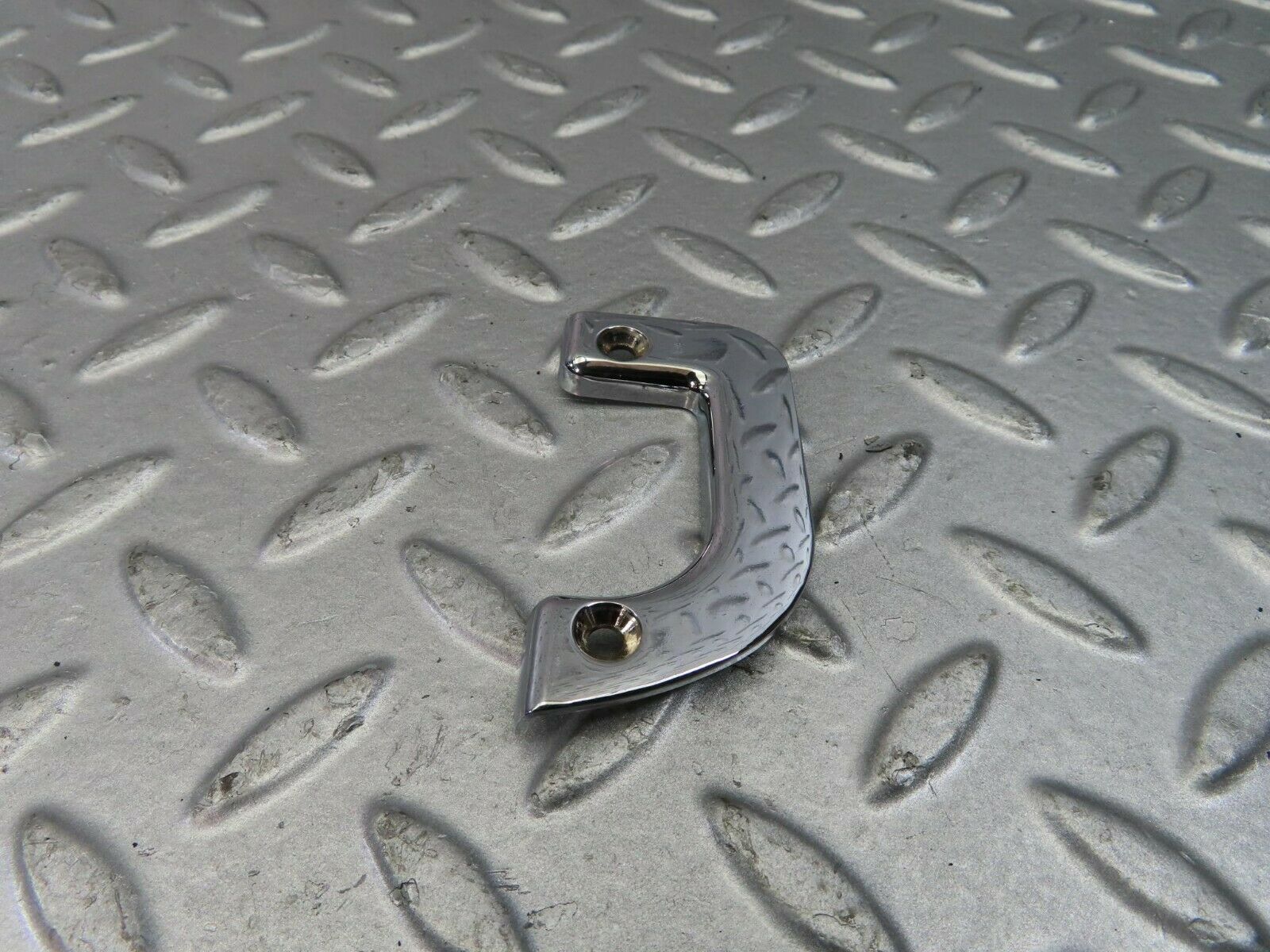 9057 Mercedes-Benz W115 Right Interior Chrome Door Latch Trim