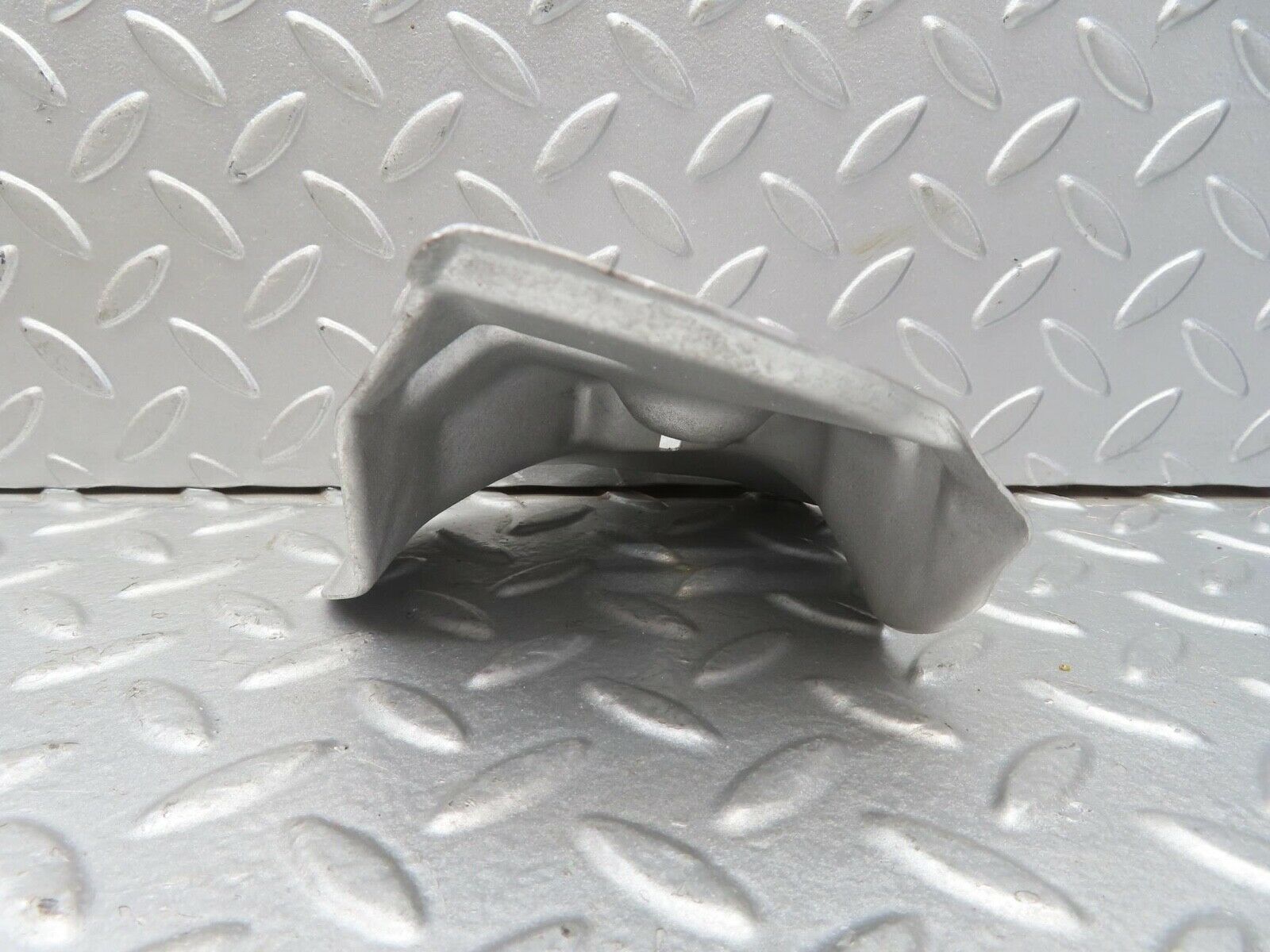 13421 Mercedes-Benz W220 S430 Engine Mount Heat Shield Left Right 2202400145