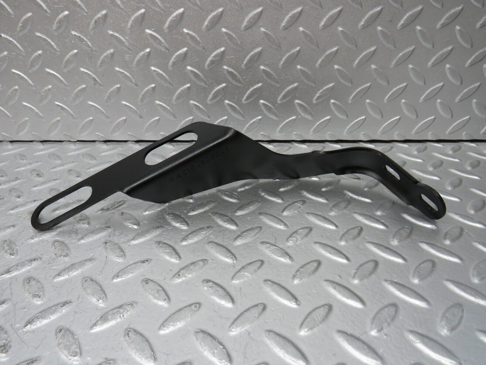 35029 Mercedes-Benz W210 320E Exhaust Bracket 2104925341