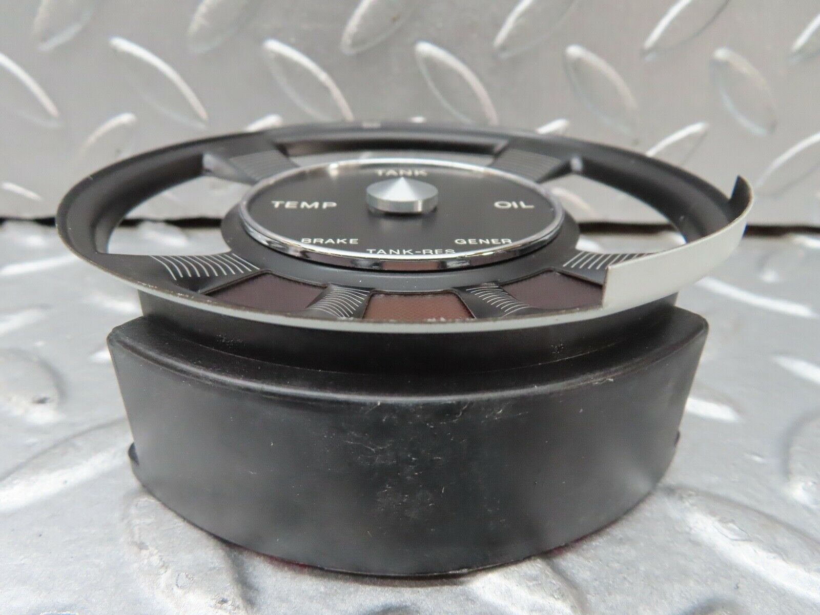 18335 Mercedes-Benz W115 Temperature Fuel Oil Gauge Instrument Surround