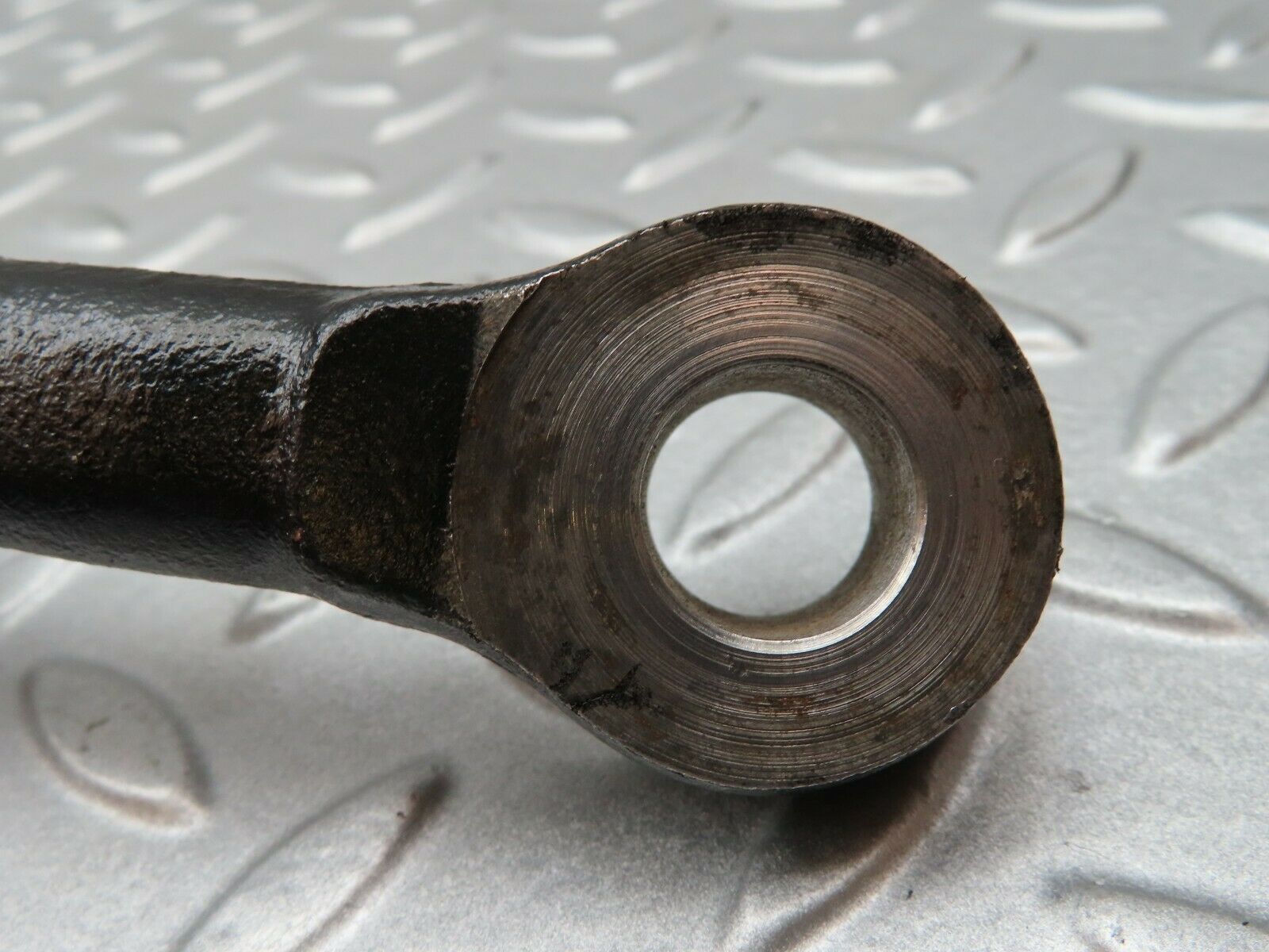 4459 Mercedes-Benz W123 230E Steering Arm