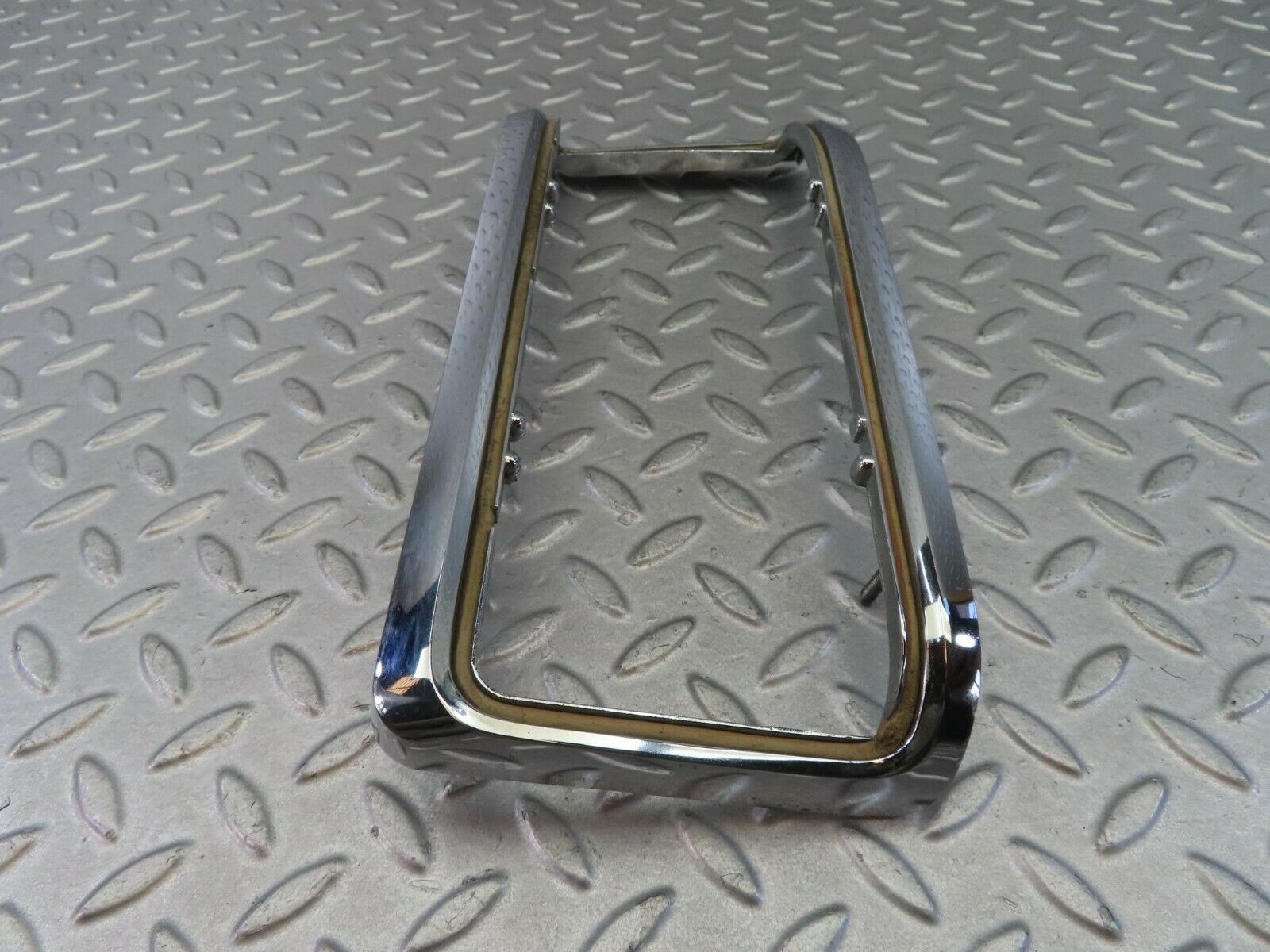 8129 Mercedes-Benz W115 Tail Light Chrome Frame Left