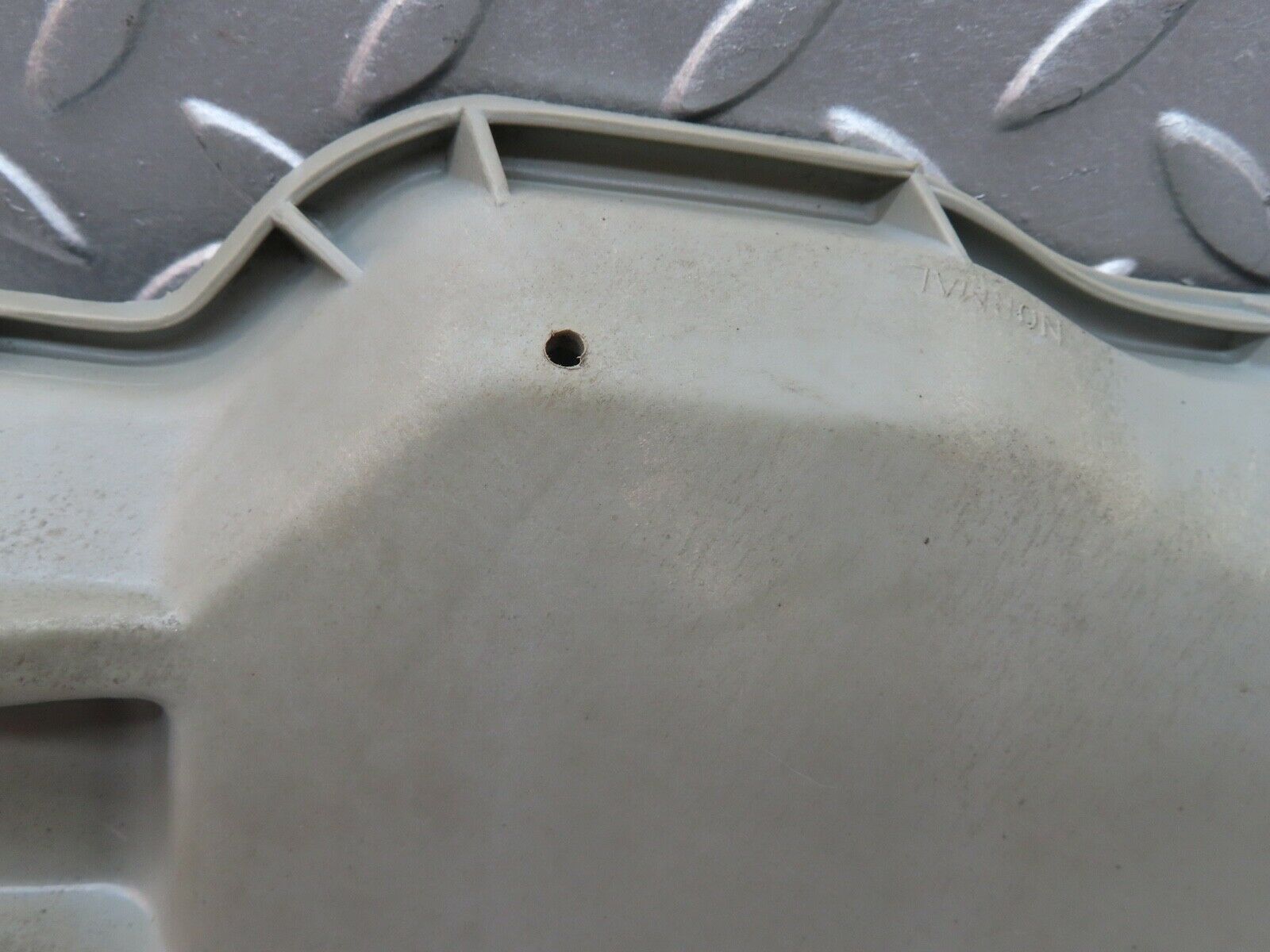 18109 Mercedes-Benz W123 200 Headlight Cover