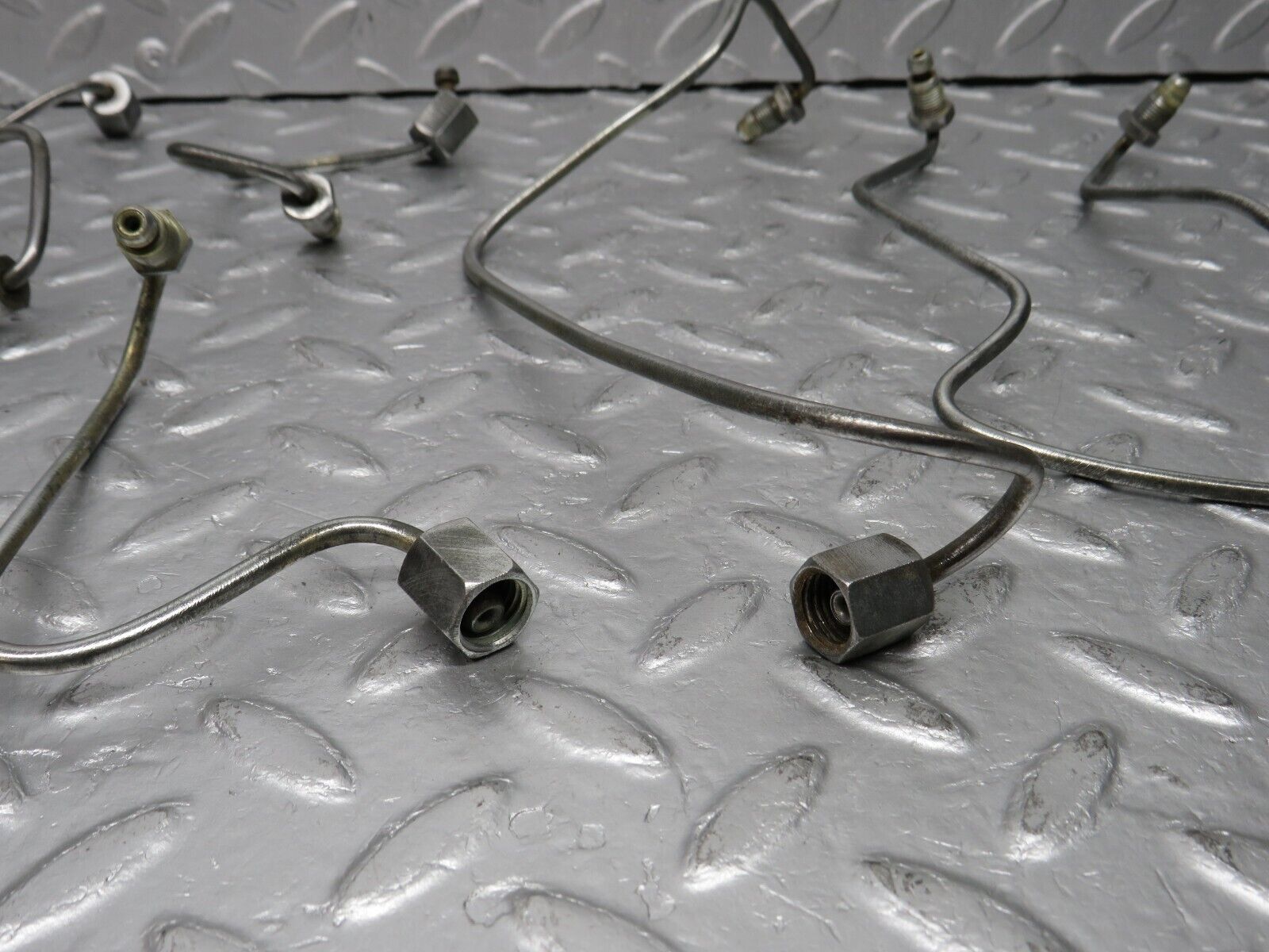 38877 Mercedes-Benz W201 190E 2.6L Fuel Line Pipe Set