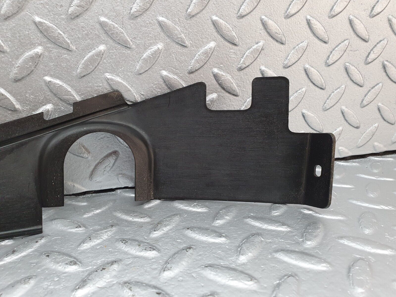 41552 Mercedes-Benz W124 200E Headlight Frame Cover 1246282007