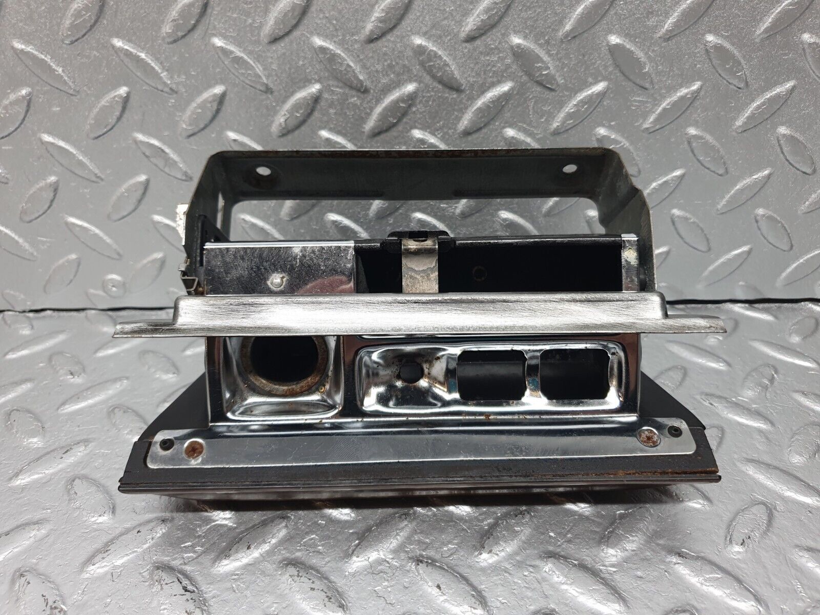 40718 Mercedes-Benz W123 300D Centre Console Ashtray Wood Finish