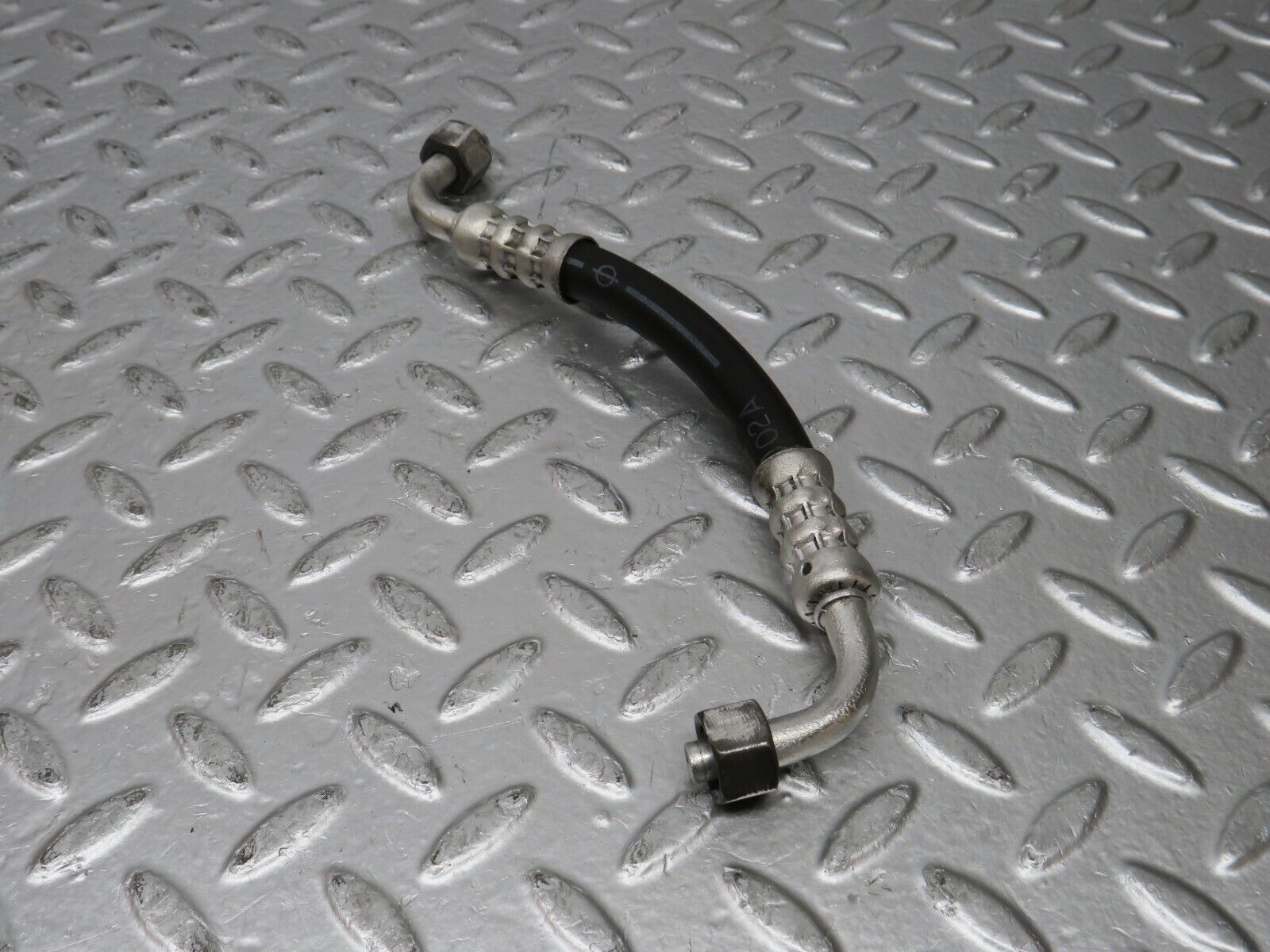 31315 Mercedes-Benz S124 Wagon 220TE Wagon Air Conditioning Hose Pipe