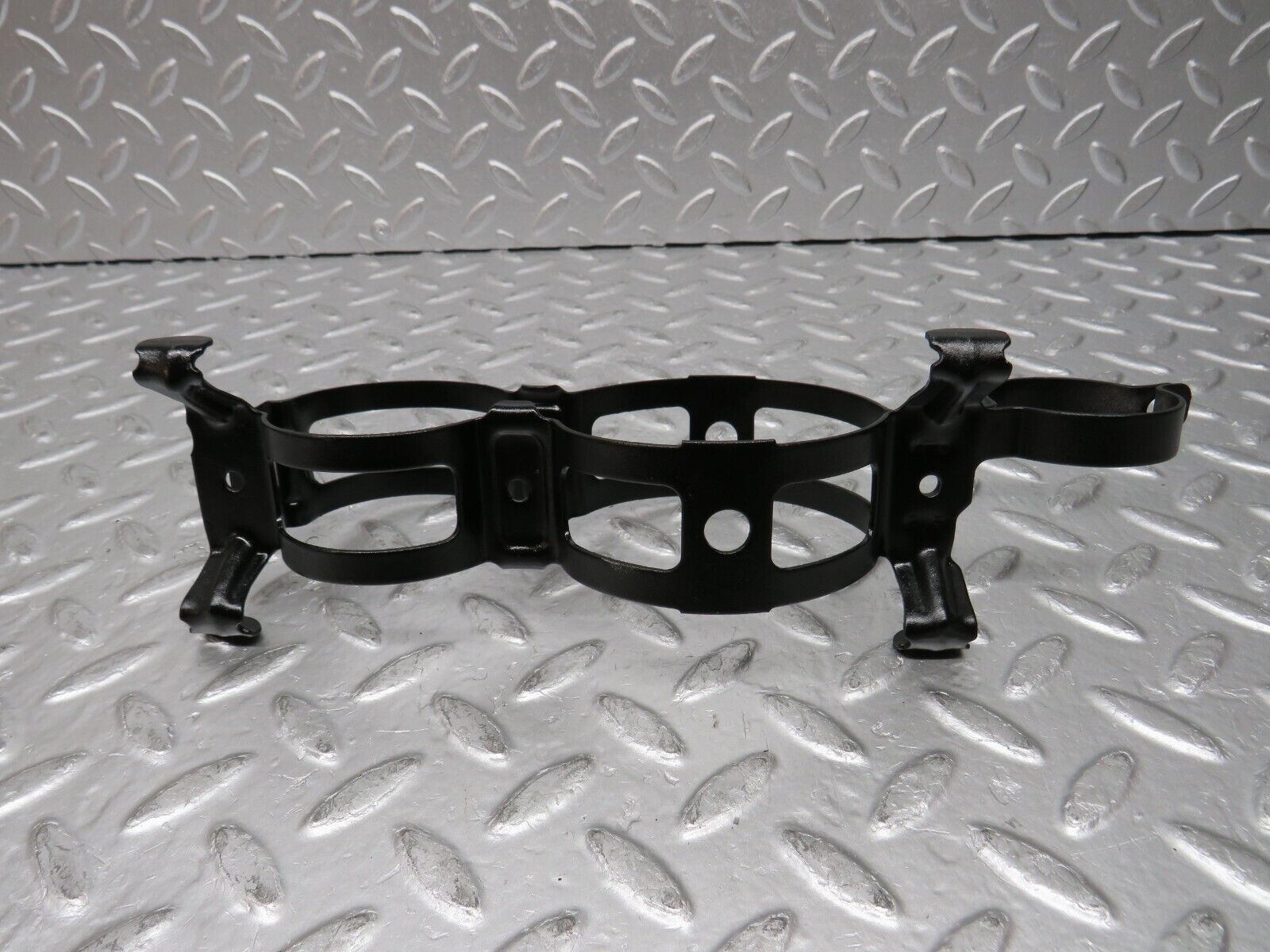 31694 Mercedes-Benz W201 190LE 1.8L Fuel Pump Fuel Filter Bracket Holder