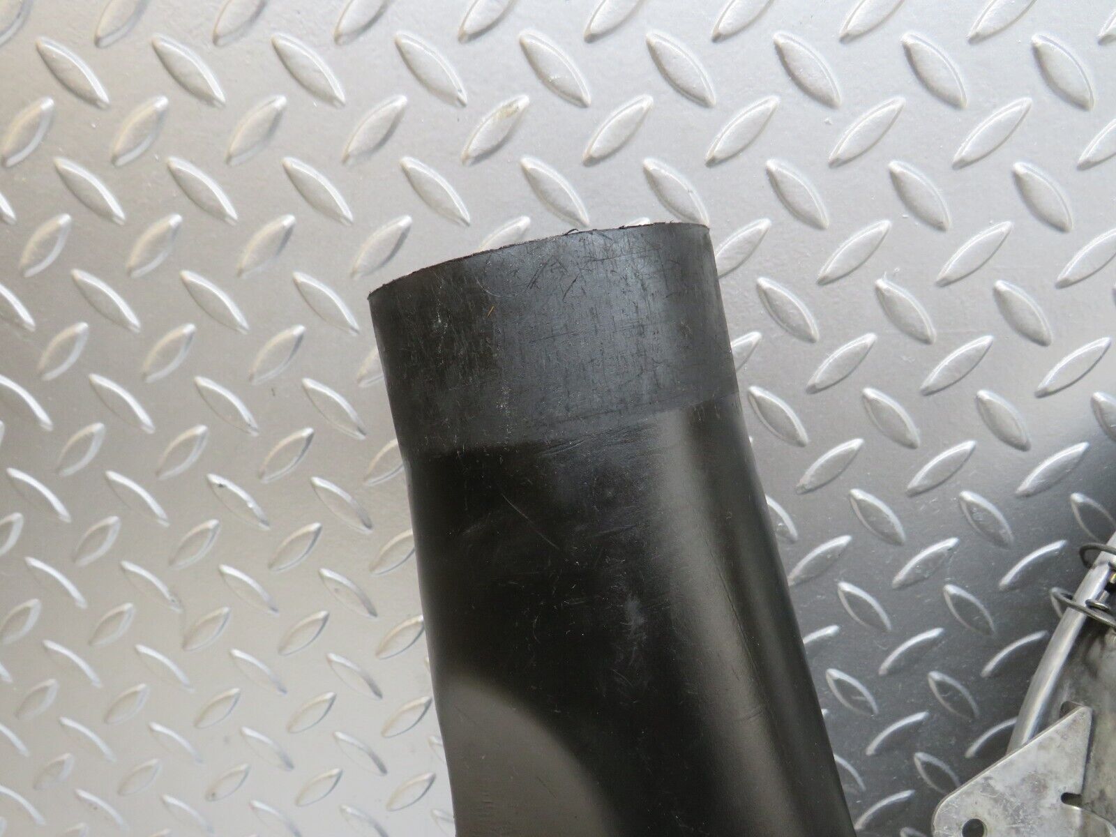 34285 Mercedes-Benz C126 380SEC Coupe Aluminium Air Filter Box Housing 0100948602