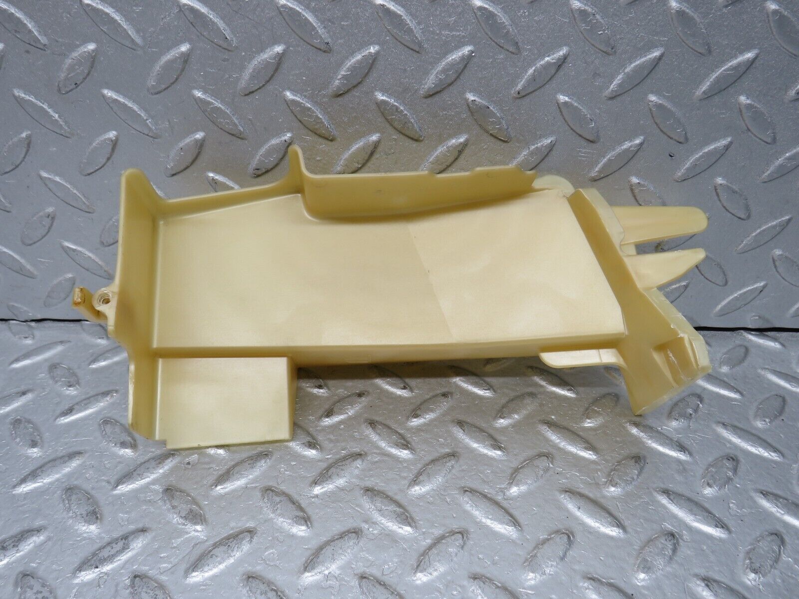 37775 Mercedes-Benz A124 320E Cabriolet Right Door Lock Mechanism Cover 1247230608