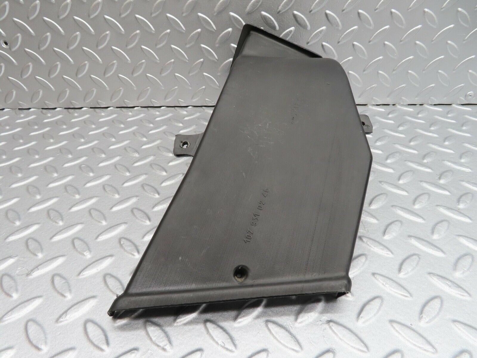 13934 Mercedes-Benz C107 280SLC Floor Ventilation Duct Right 1078310246