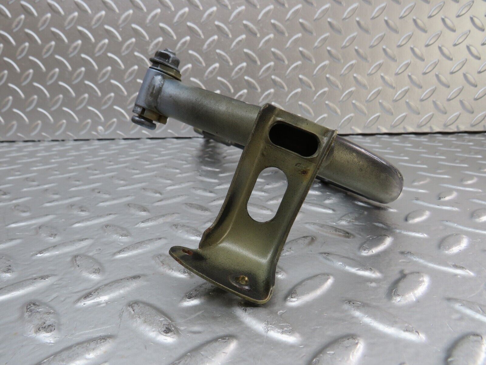 25302 Mercedes-Benz W201 190D Boot Lid Trunk Hinge Right Side