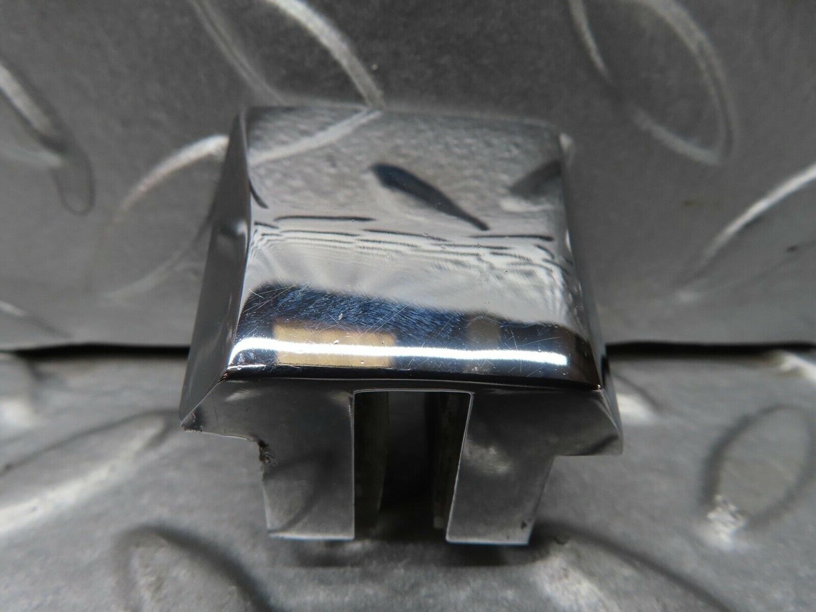 14144 Mercedes-Benz C107 280SLC Left Door Window Channel Chrome Top