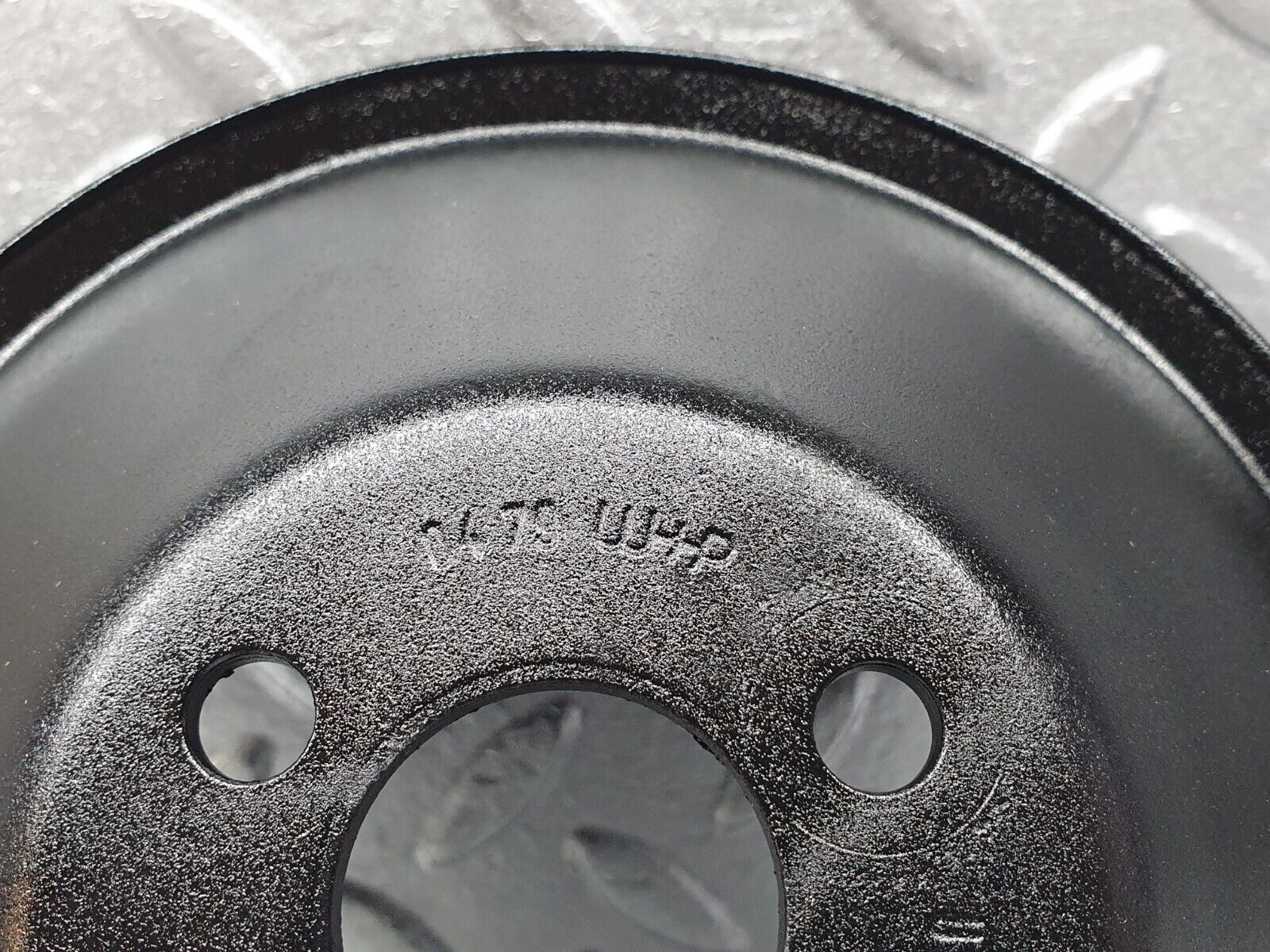 41533 Mercedes-Benz W124 200E Power Steering Pump Pulley 2014600479