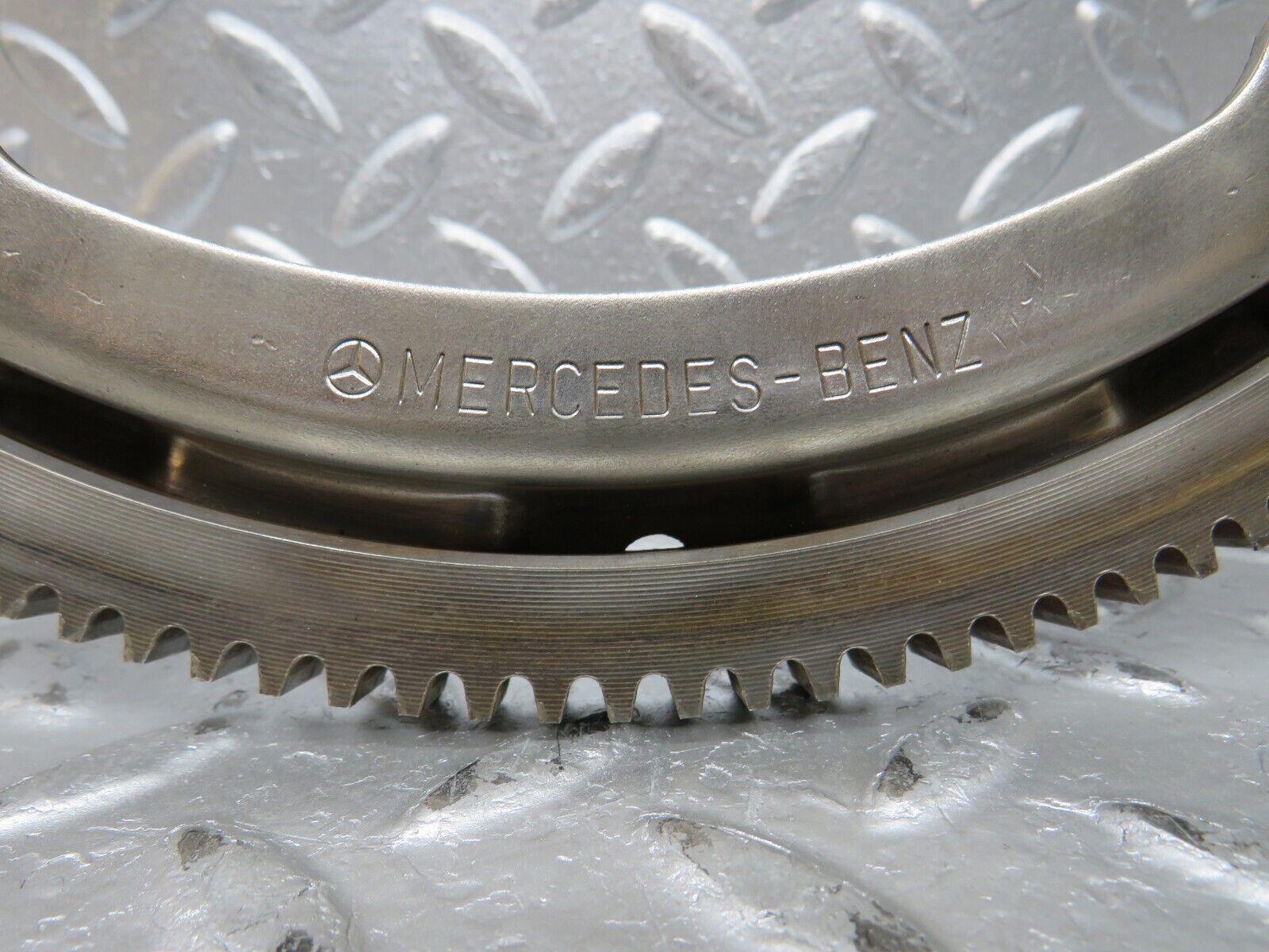 32072 Mercedes-Benz W123 230E Flywheel Starter Ring