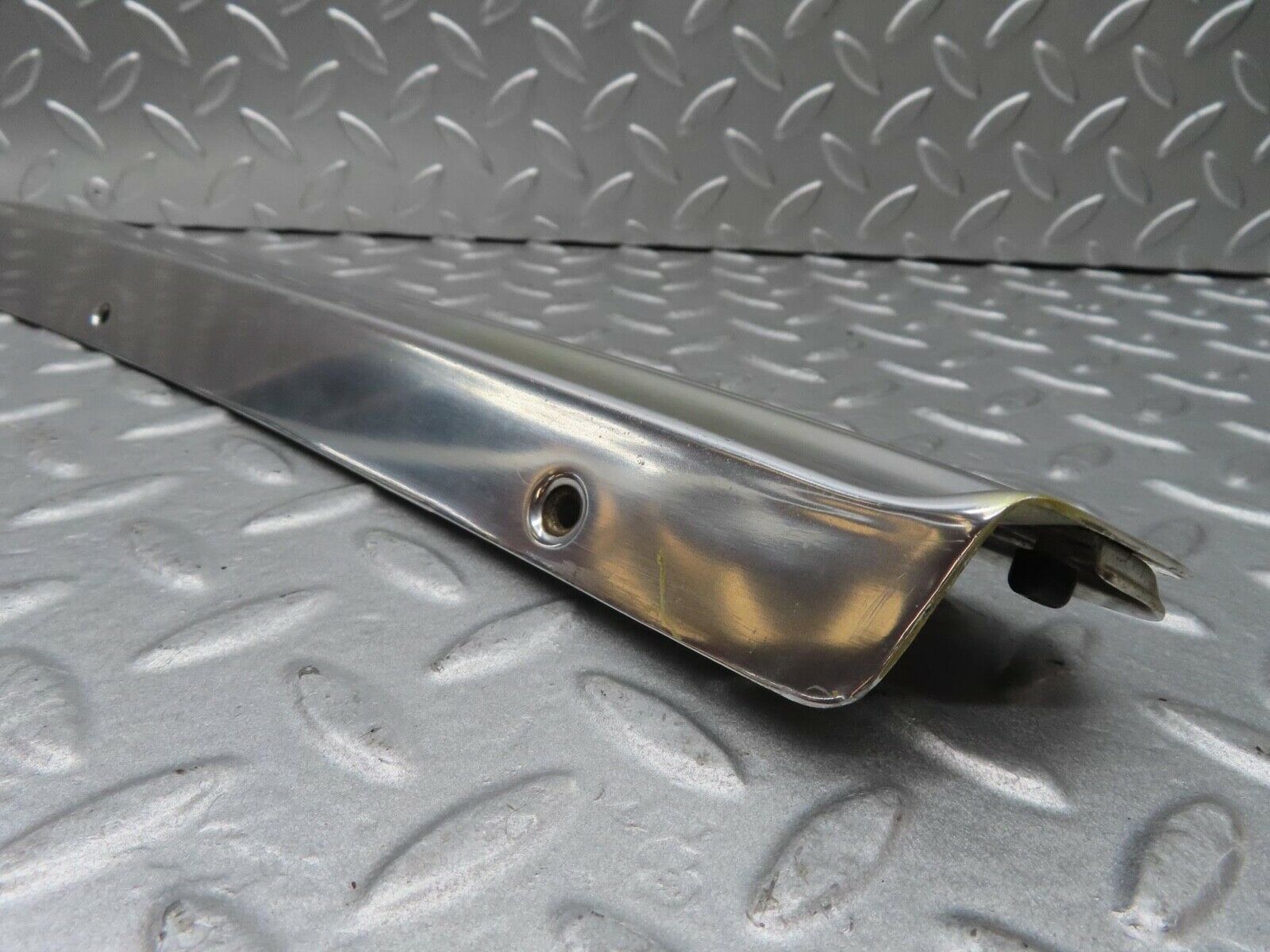 14317 Mercedes-Benz W116 350SE C Pillar Chrome Moulding Trim Left Side