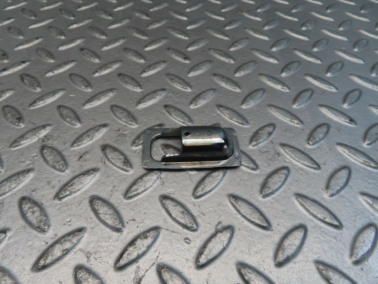 11369 Mercedes-Benz C123 230CE Coupe Door Lock Handle Surround Chrome