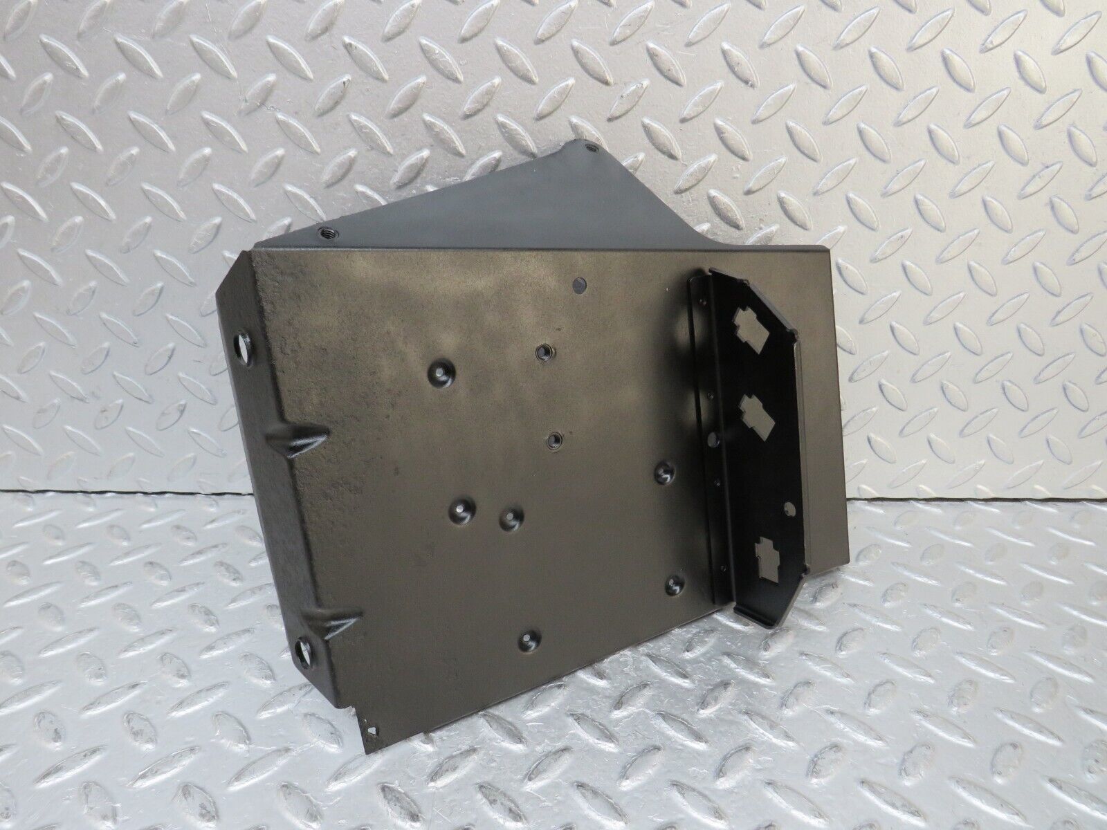 37363 Mercedes-Benz W109 300SEL ECU Bracket