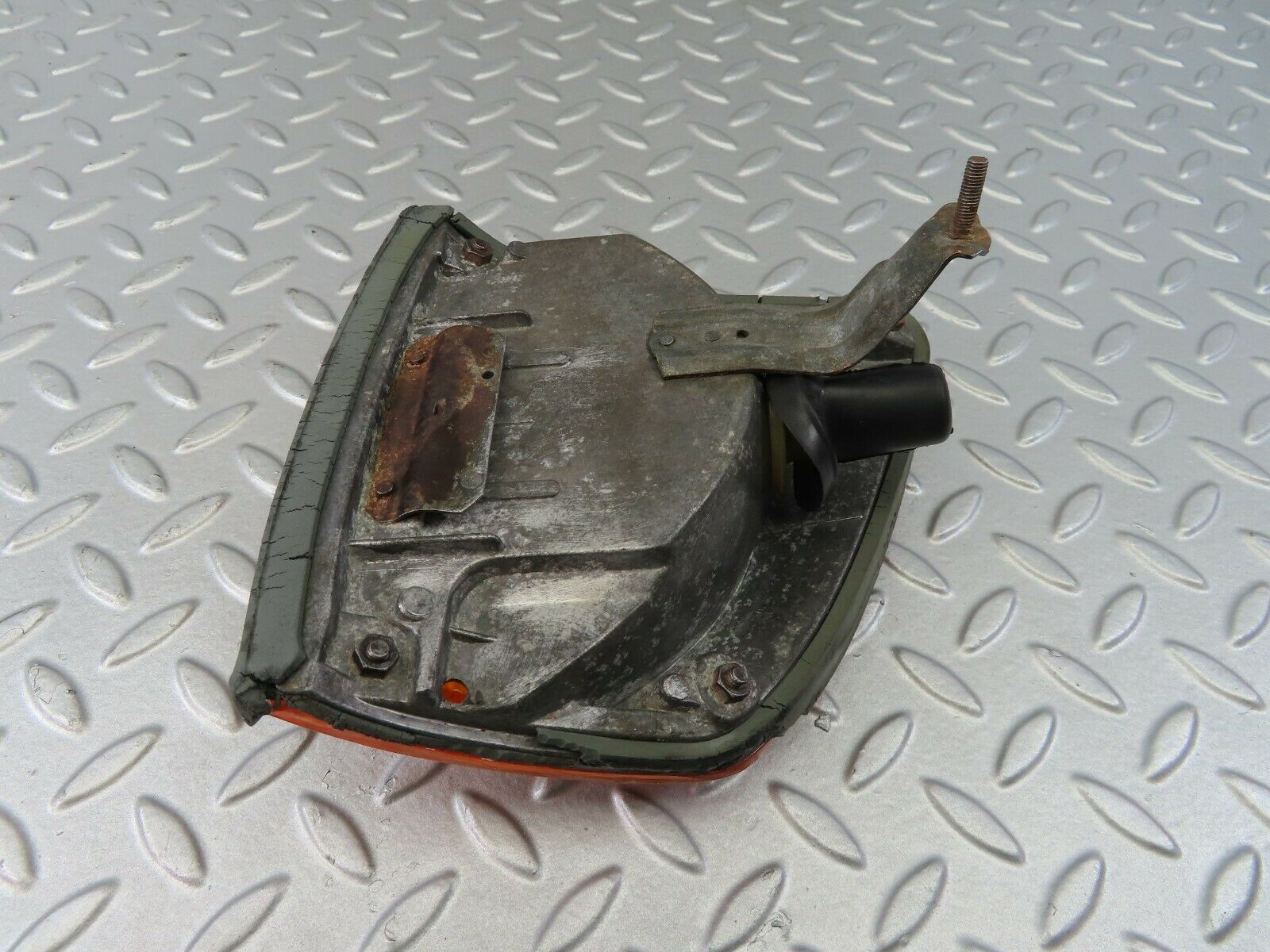 7219 Mercedes-Benz W116 450SE Indicator Light Front Right 1305233002