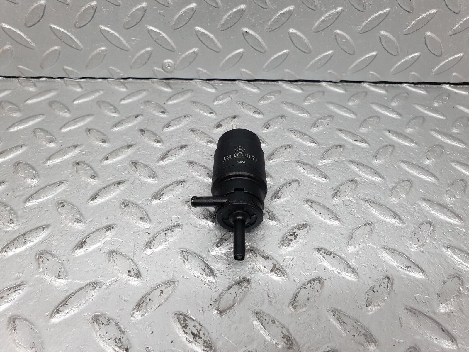 41096 Mercedes-Benz W126 300SE Windscreen Washer Pump 1248690121