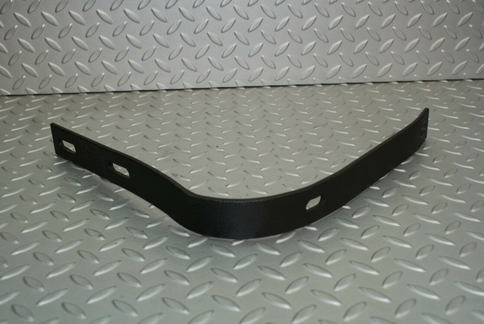 2704 Mercedes-Benz W120 PONTON Front Left Bumper Bracket Holder