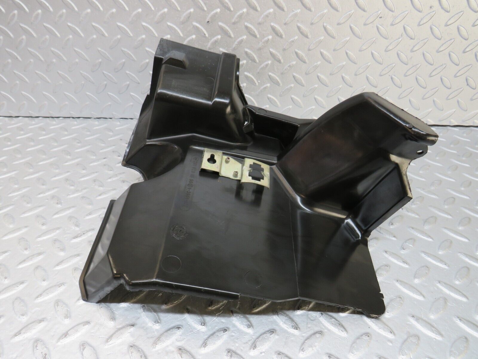 36473 Mercedes-Benz W201 190E 2.0L Bulkhead Panel Left 2016281055