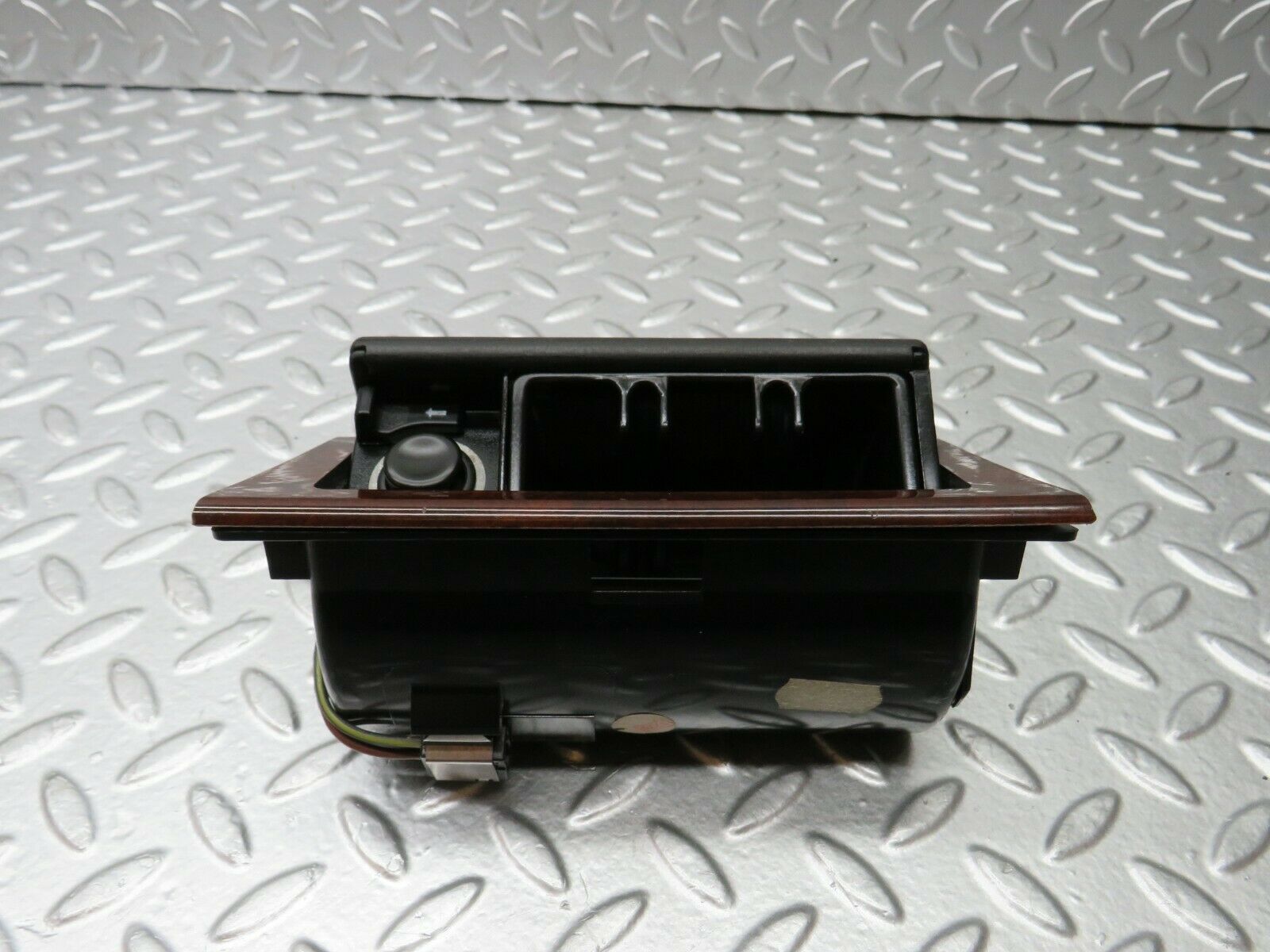 22424 Mercedes-Benz C124 E220 Coupe Centre Console Ashtray Wood Finish
