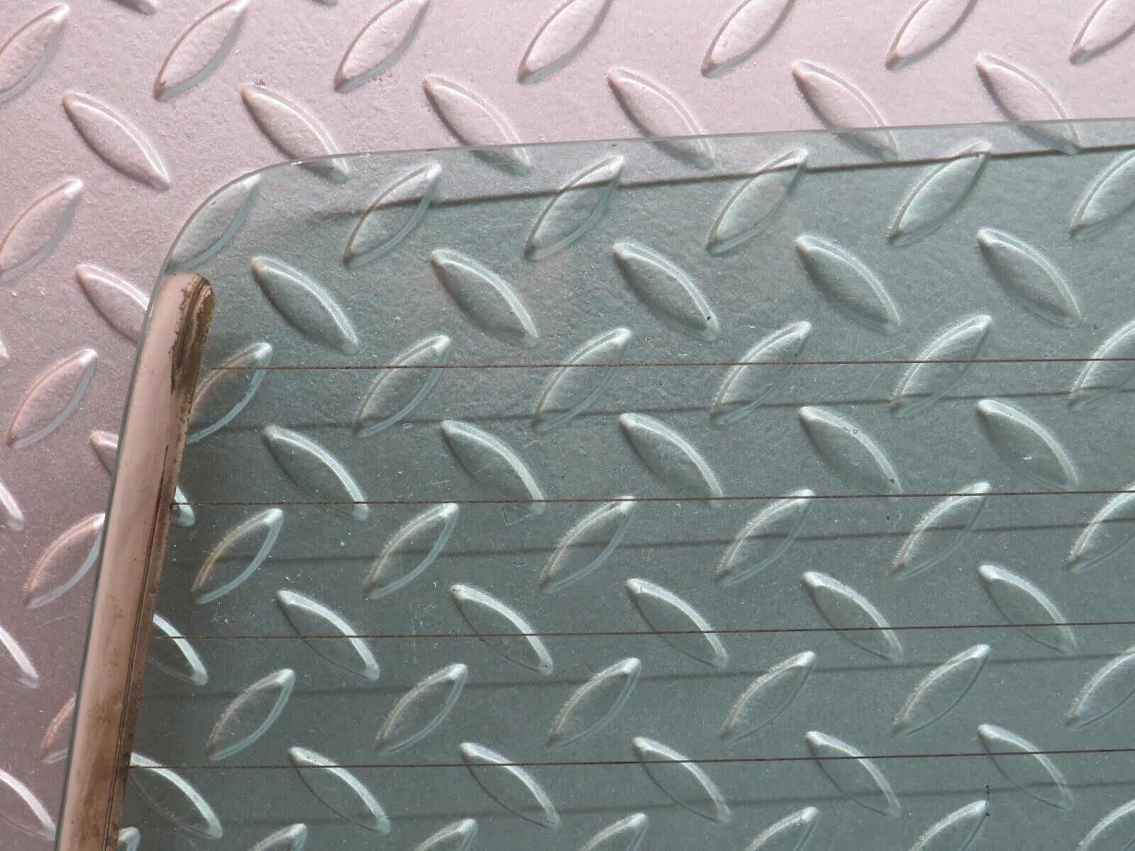 32491 Mercedes-Benz S124 300TE Wagon Tailgate Rear Windscreen Glass