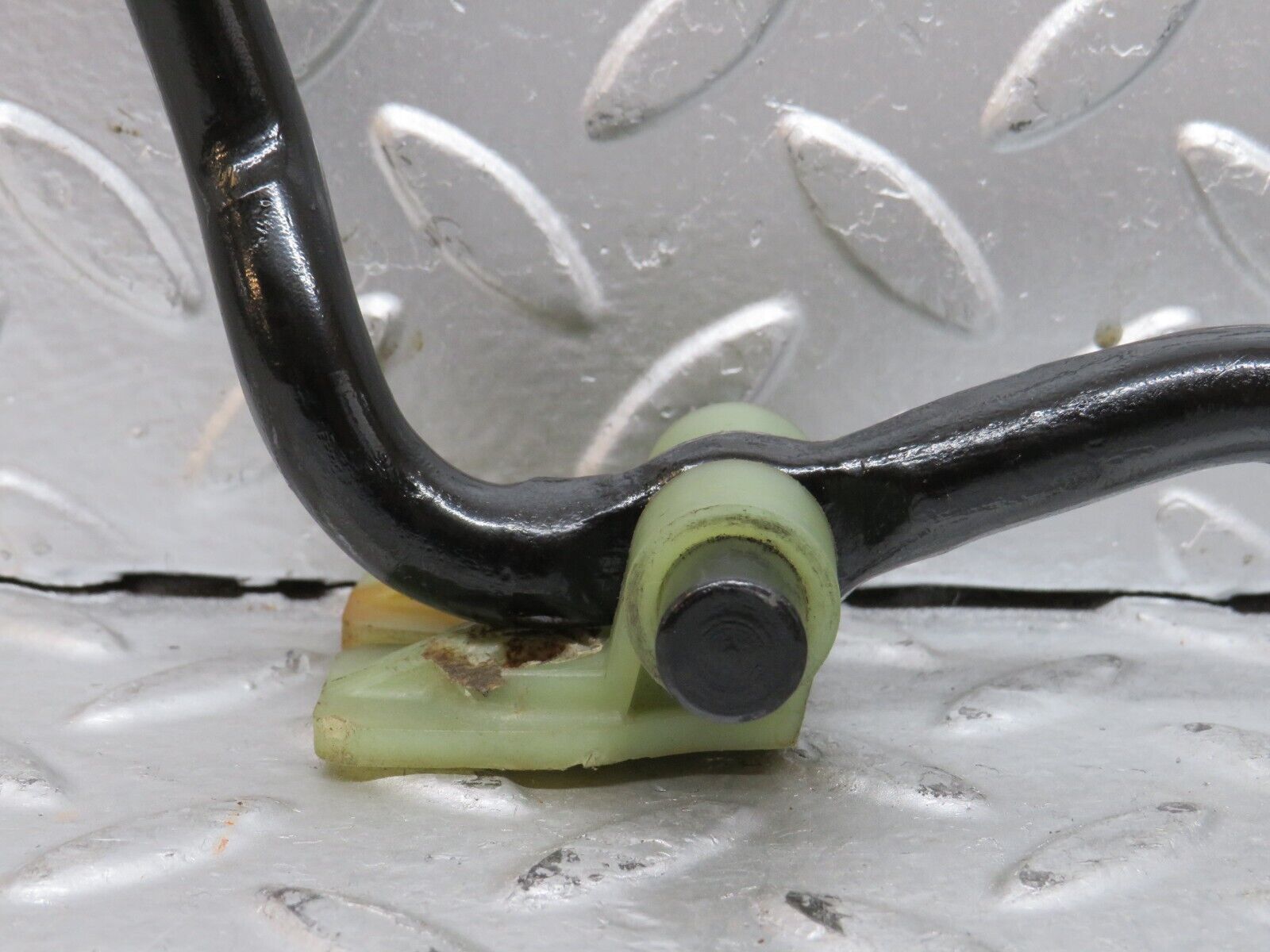 28368 Mercedes-Benz S123 240D Wagon Accelerator Pedal Linkage